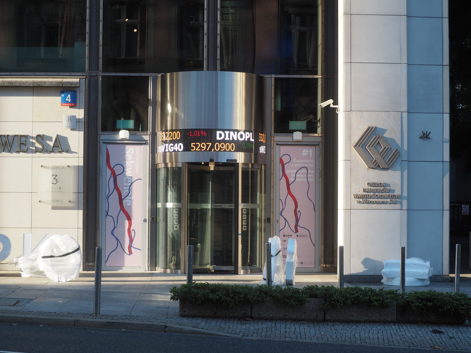 Zdjęcie architektury budynku Centrum Giełdowe